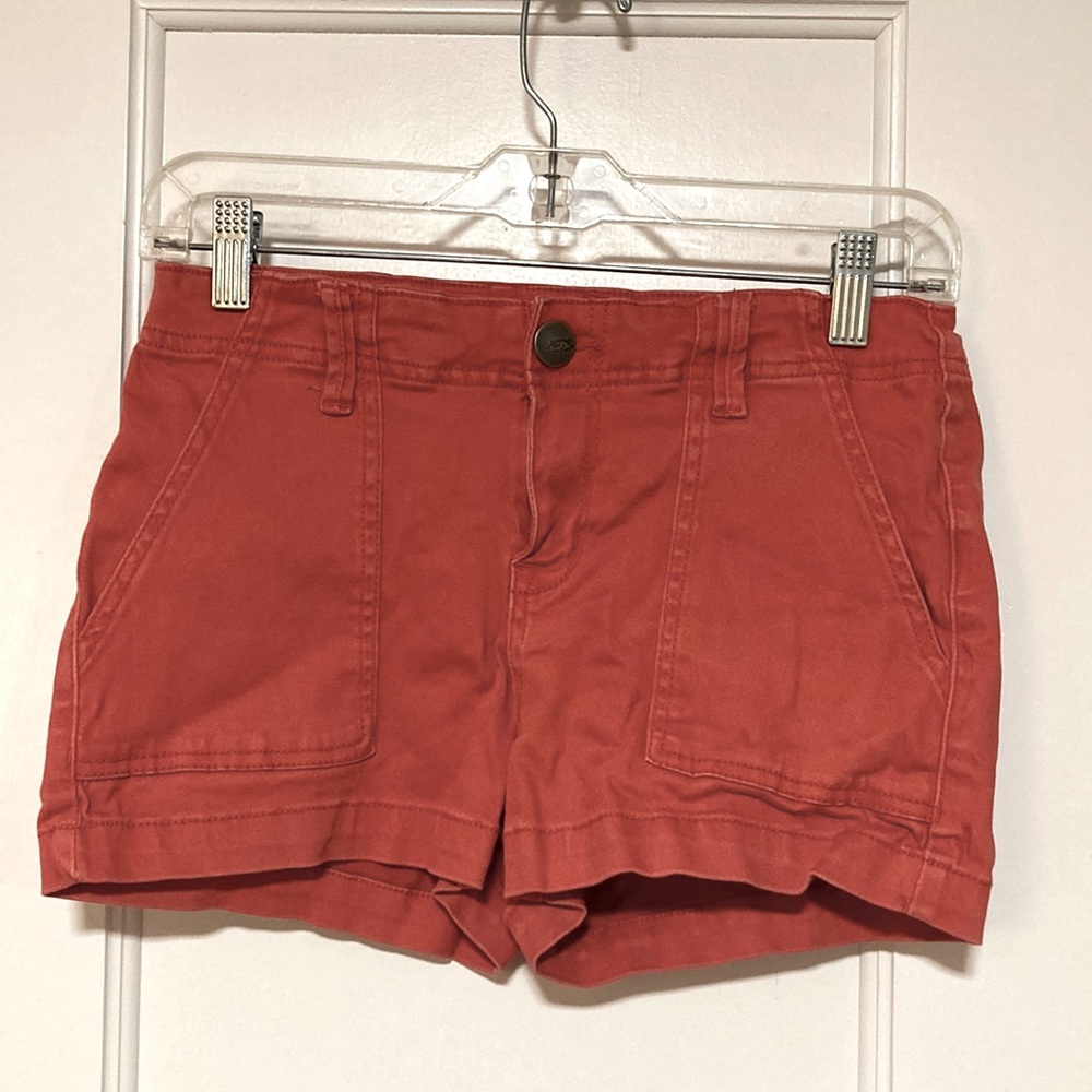 Salmon shorts